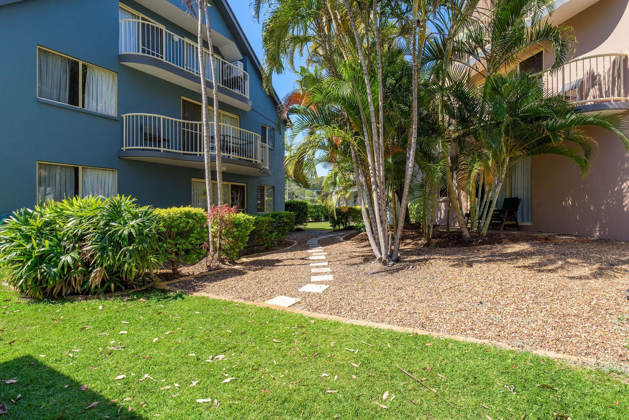 ריינבואו ביץ' Rainbow Getaway Holiday Apartments מראה חיצוני תמונה
