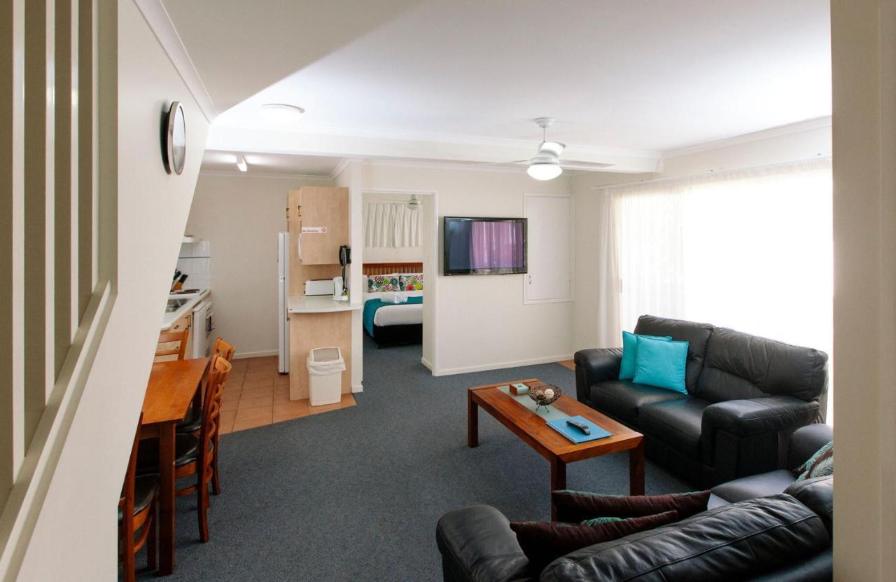 ריינבואו ביץ' Rainbow Getaway Holiday Apartments מראה חיצוני תמונה