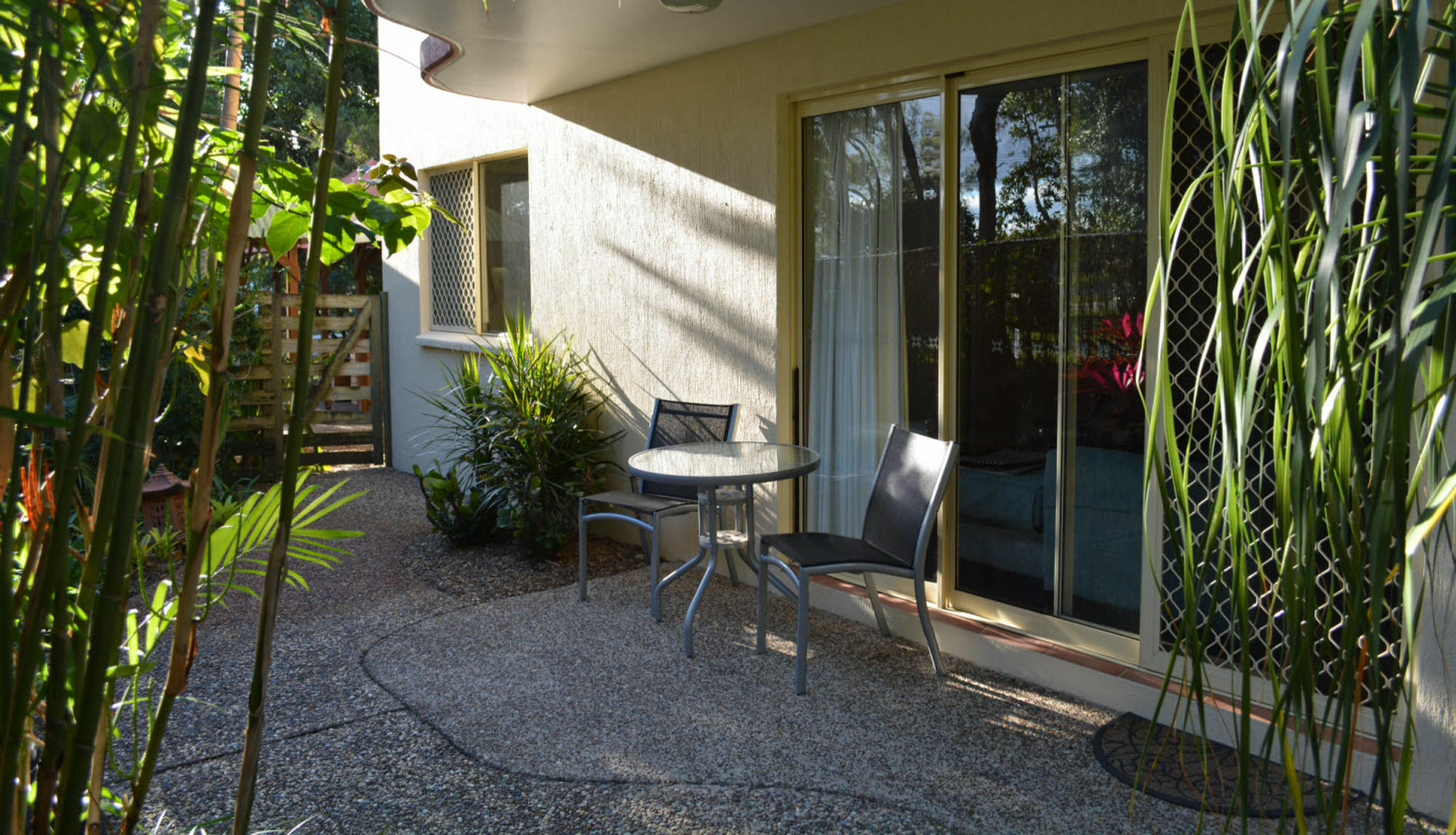 ריינבואו ביץ' Rainbow Getaway Holiday Apartments מראה חיצוני תמונה