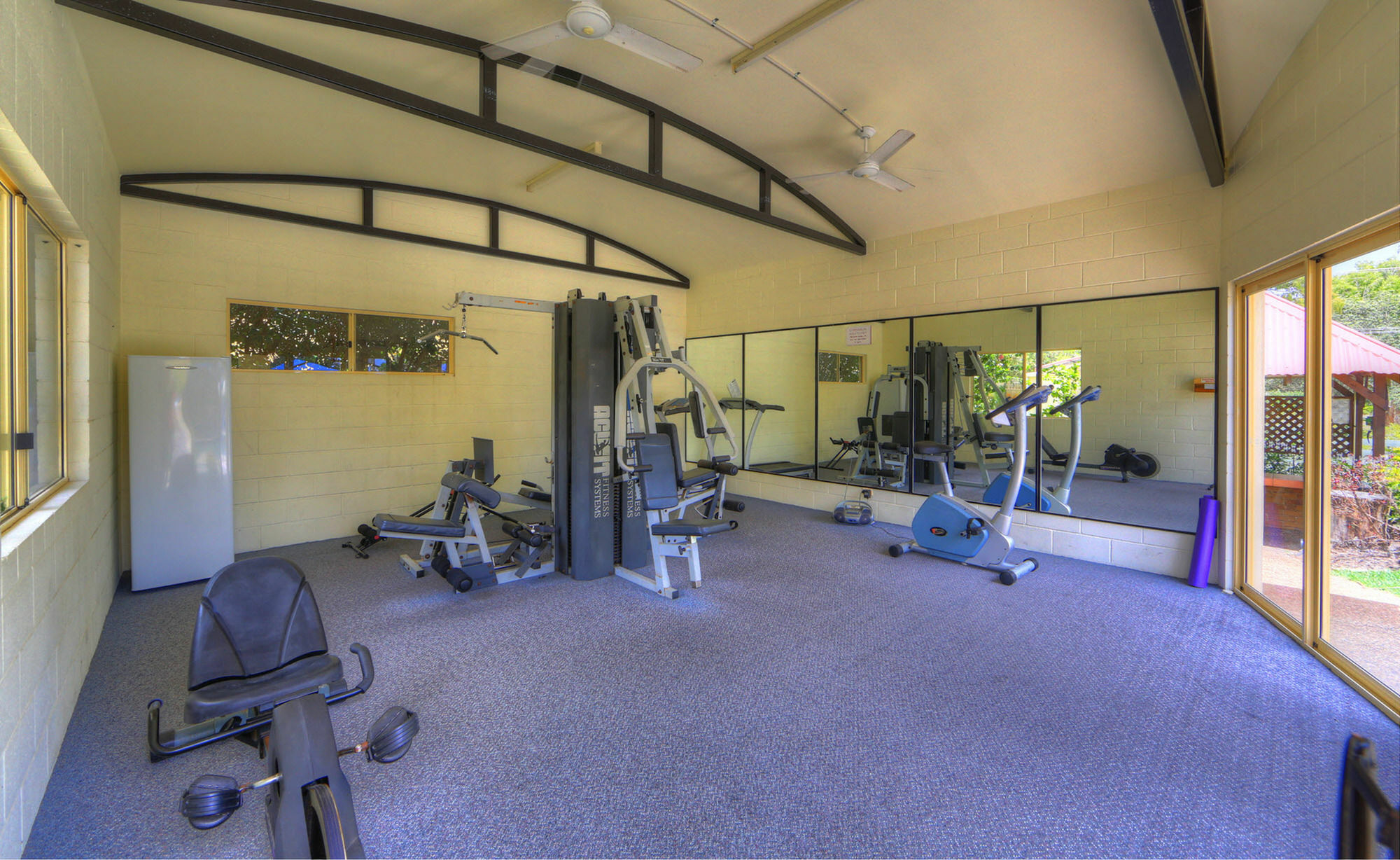 ריינבואו ביץ' Rainbow Getaway Holiday Apartments מראה חיצוני תמונה