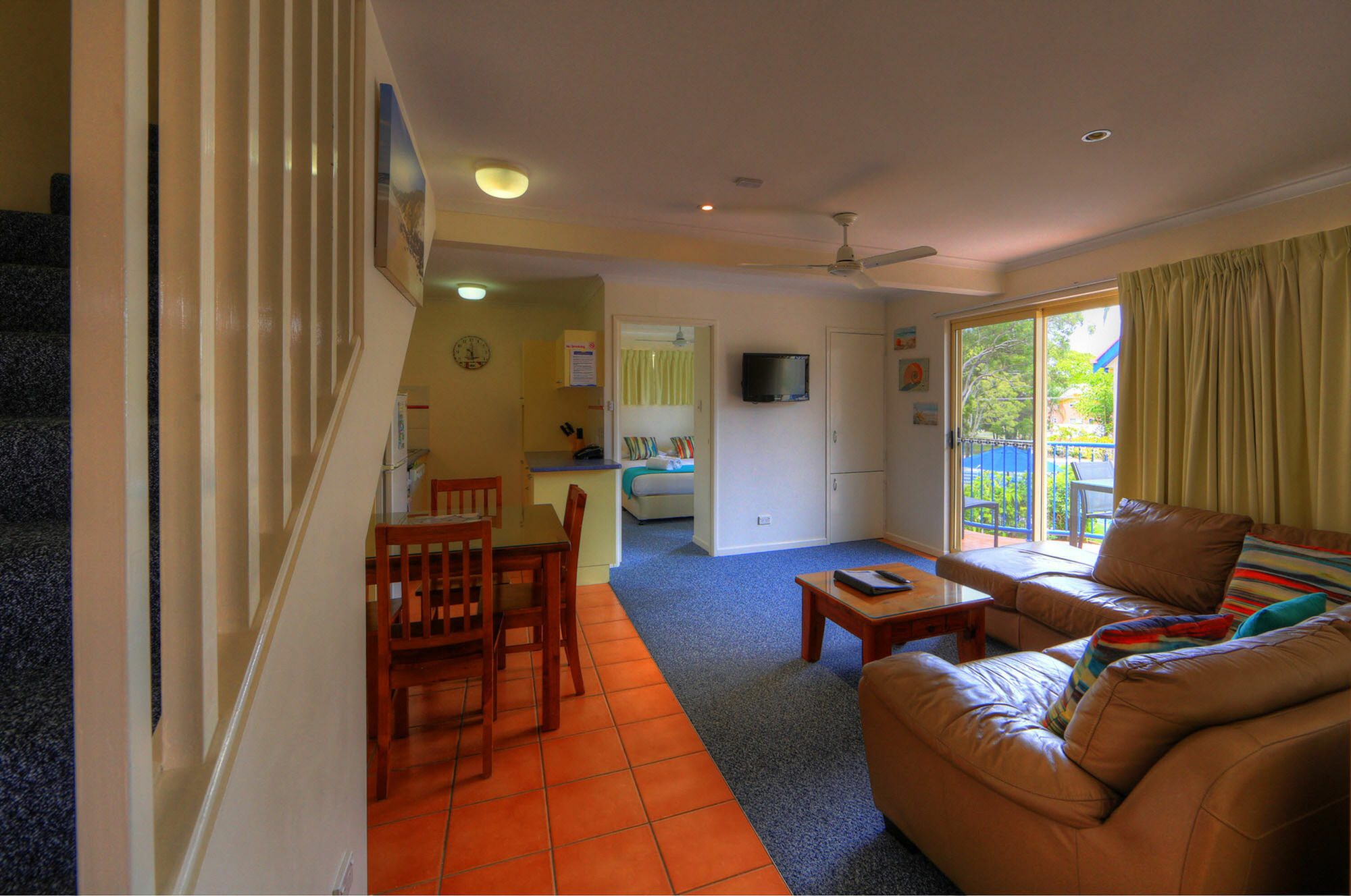 ריינבואו ביץ' Rainbow Getaway Holiday Apartments מראה חיצוני תמונה